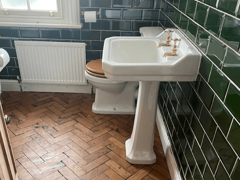 Home page reviews background